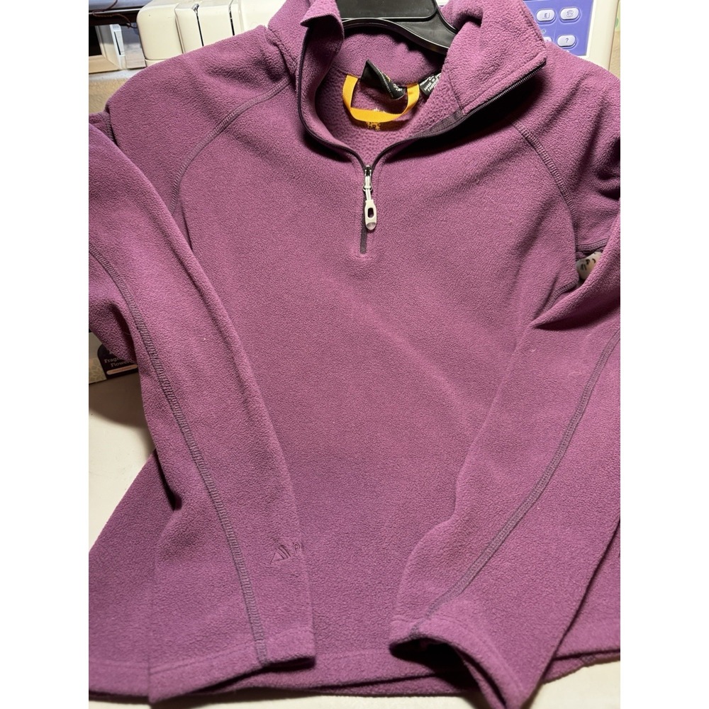 Women's Mountain Hardware Fleece 1/4 Zip. Small Purple EUC A11